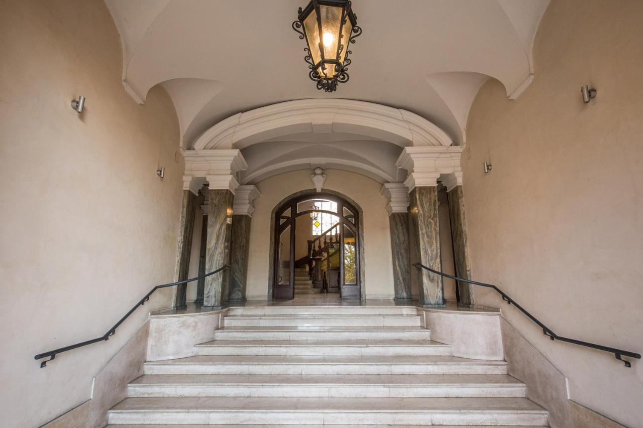 Palazzo Marescalchi Belli, Vicino Piazza Di Spagna Roma Dış mekan fotoğraf